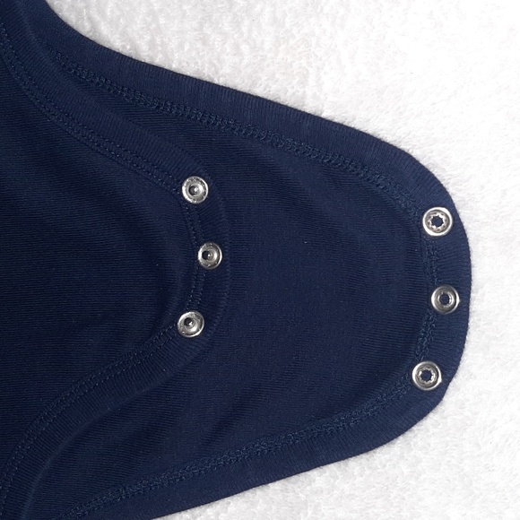 💛 mix-match 10/$20💛short sleeve onsie - Picture 3 of 3